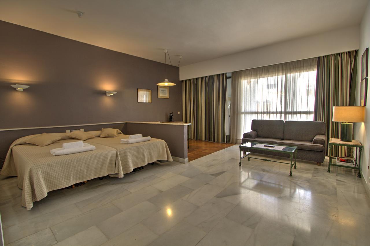 Aparthotel In Puerto Banus